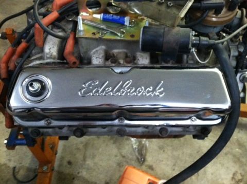 1993 Ford Bronco - Edelbrock Signature Series valve covers, for small block Ford (windsor)