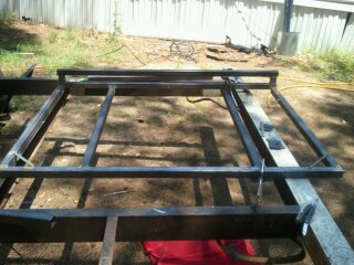 1978 Ford Bronco - Metal frame construction in progress, with a Supermotors.net watermark visible.