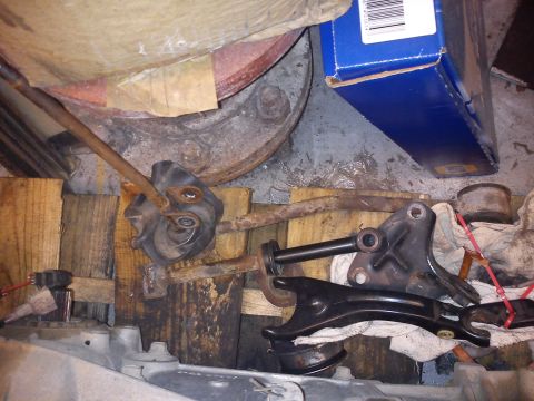 1997 Subaru Legacy - Misc. '96 MT trans stuff. Shifter, clutch fork, cable bracket