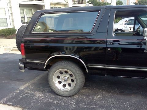 1990 Ford Bronco photo