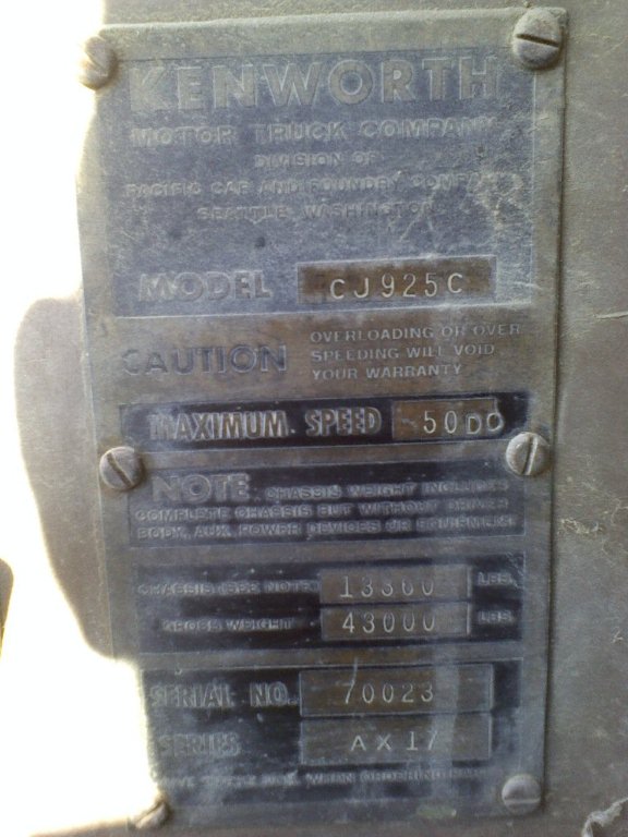 Kenworth Motor Truck Company data plate with model CJ925C, serial 70023, and weight information