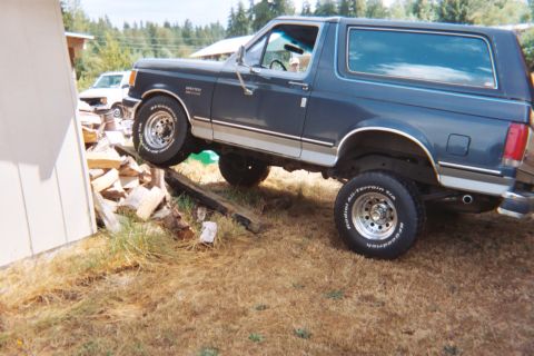 1987 Ford Bronco - whoo hoo! poser RTI SHOT!!!