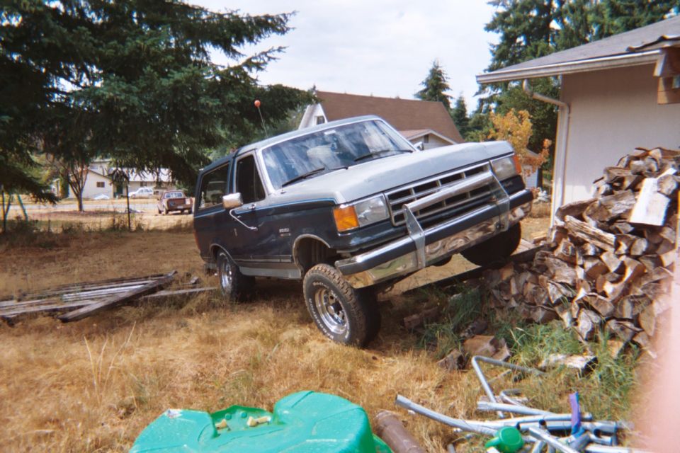 front shot, obviously TTB was not ment to flex.