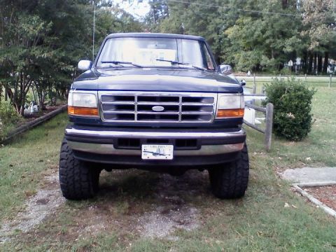 1995 Ford Bronco photo
