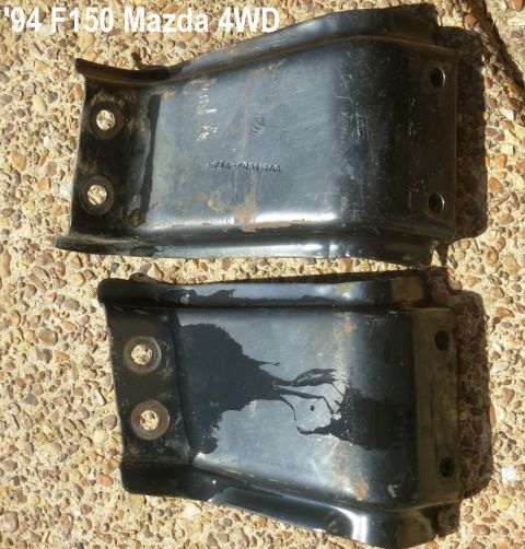 1983 Ford Bronco - Someone sawzalled the crossmember, but I scavenged the gussets. The top one is the R side, and its lower bolt holes are parallel to the upp…