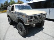 1986 Ford Bronco - This lifted Ford Bronco appears to be from the early 1980s, not a 1986 model.