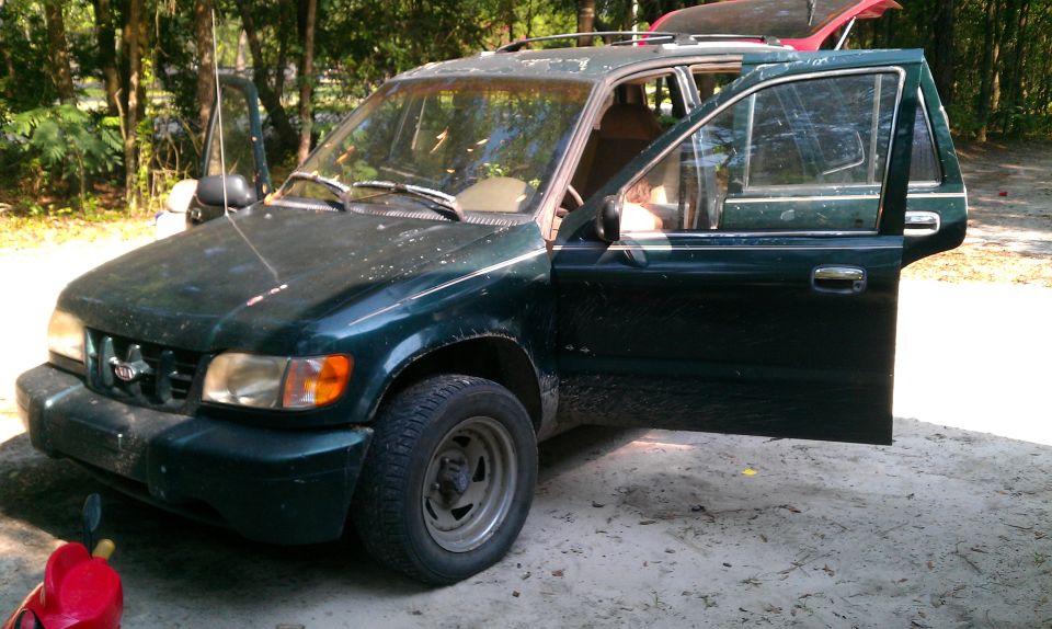1995 Kia Sportage “Jellybean”