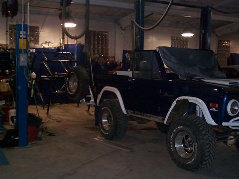 1977 Ford Bronco - new roll bar 6/2/02