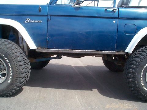 1977 Ford Bronco - new 2x4 rock knockers