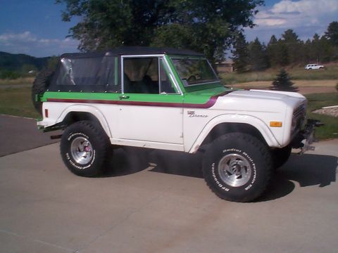 1977 Ford Bronco - Chris Roberts 5.0 EFI, C4, detroit rear, electric detroit front 35's
