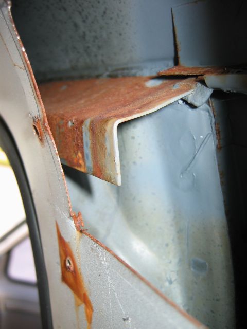 1992 Ford Bronco - another shot inside the passenger side sail panel..once I get it cleaned up, I'll douse the inside with rust inhibitor.