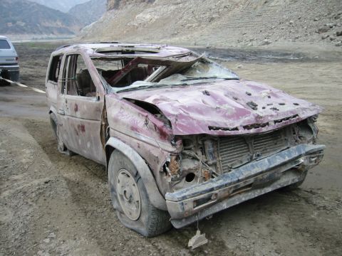 1985 Ford Bronco - found this at the bottom of the canyon