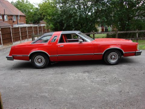 1977 Ford Thunderbird photo