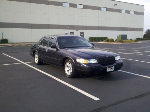 1999 Mercury Grand Marquis photo