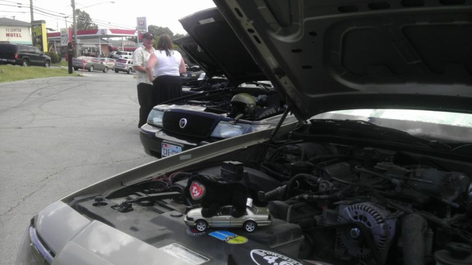 2000 Mercury Grand Marquis engine bay with hood open