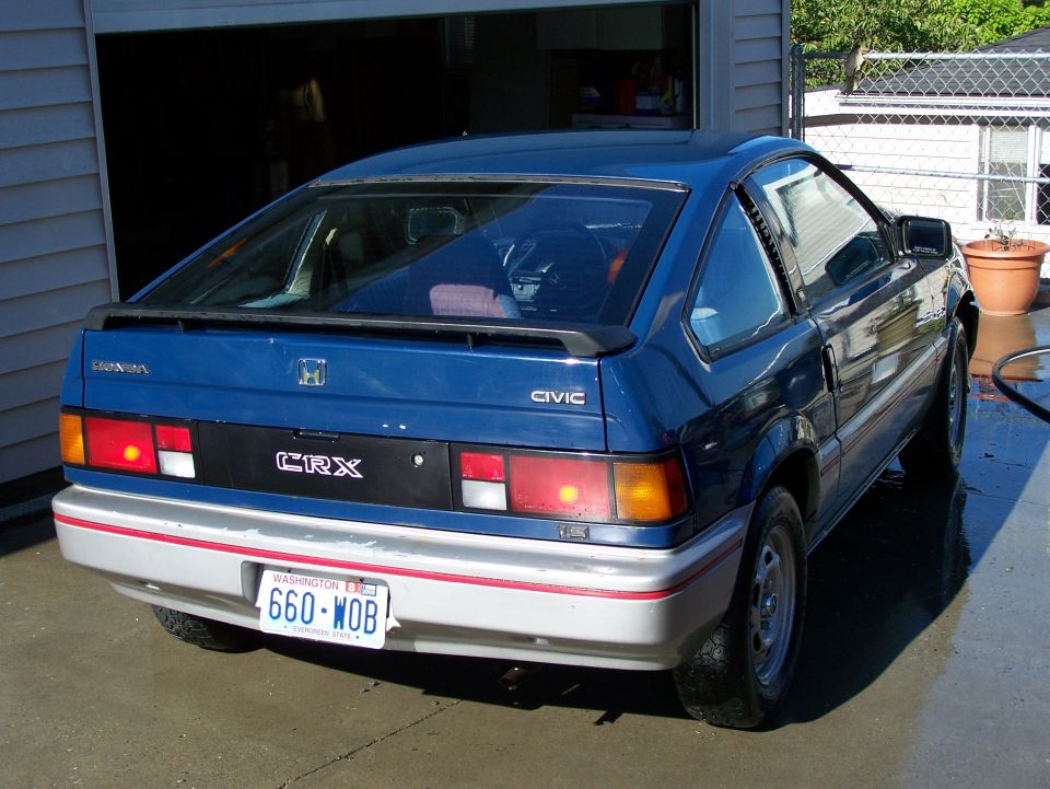 Blue Honda Civic CRX rear view, Washington license plate 660-WOB
