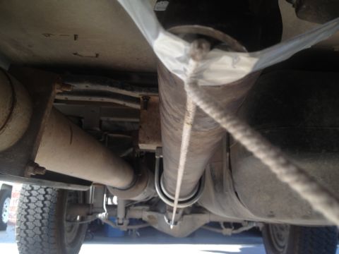 1997 Dodge 2500 - 97 Dodge 2500 lining up driveshaft/center support bearing.