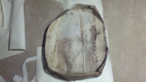 1900 Ford C-350 (Centurion Conversions) - This is a worn seat cushion, not a 1900 Ford C-350.