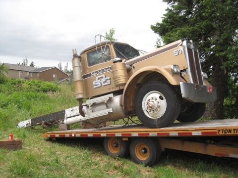 1959 Kenworth W900A “CC925”