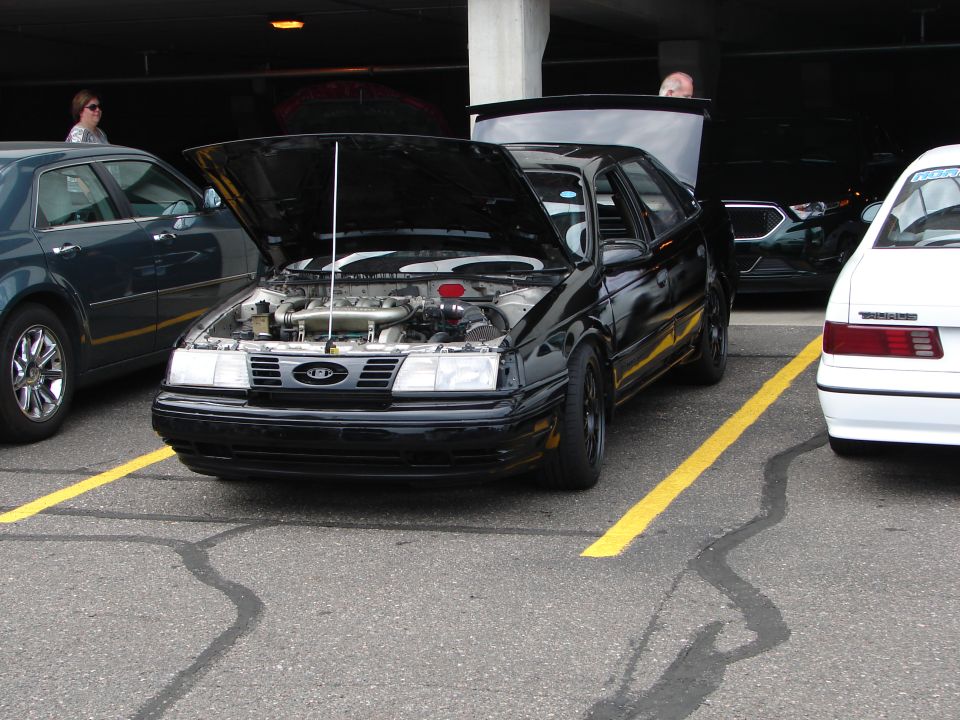 1992 Ford Taurus front view with hood open