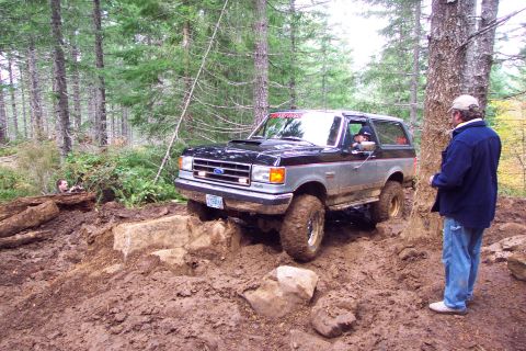 1996 Ford Bronco - Tim navigating obstacle at end of first Firebeak Five section.