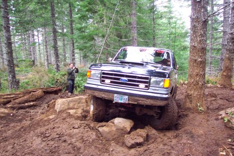 1996 Ford Bronco - Tim navigating obstacle at end of first Firebeak Five section.