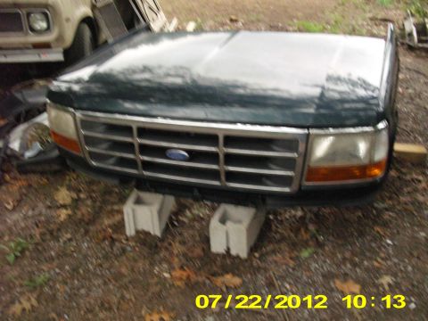 1995 Ford Bronco - I'm sorry but the 92 -96 front ends on these things are just sweet looking. Every time i go by this clip, it makes me want to put it on the…