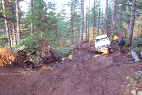 1996 Ford Bronco - Todd clearing obstacle at end of first Firebreak Five section. (11/09/2003)