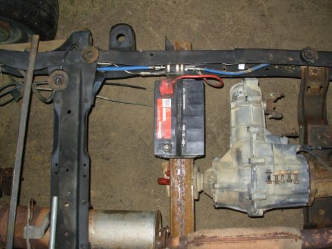 1983 Ford Bronco - This 2x4-inch tube looks like just what I need. It easily supports the battery, and it's strong enough for an anti-wrap bar AND a skid plat…