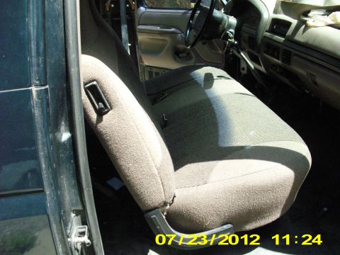1995 Ford Bronco - The bench seats do the job....
