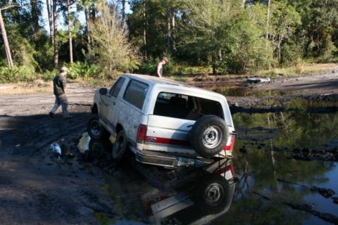 1988 Ford Bronco - first time stuck..... nobody to pull us out