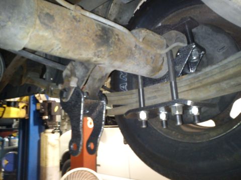 1997 Chevrolet Silverado 1500 - Right rear DONE. Except shock. It didn't fit.
