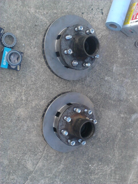 1996 Ford Bronco - hub/rotors all setup. outter wheel bearings use a 35 type bearing. For the inner, apparently u have to buy the race and cone seperate. The…