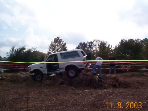 1992 Ford Bronco - Resting on the rear pumpkin and the radius arm bracket. I was definitely stuck here. Took two heeps with winches to pull me off.