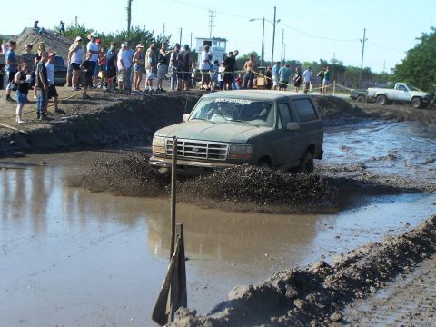 1996 Ford Bronco - Alittle mudding at Trucks on the Track event