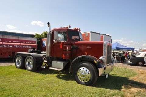 1959 Kenworth W900A “CC925”