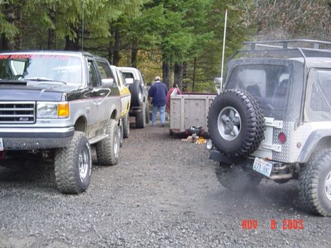 1989 Ford Bronco - At our camp, Everyone airing down and warming up....Those guys from up north all woke up at 3:15 for some reason, so we were pretty much re…
