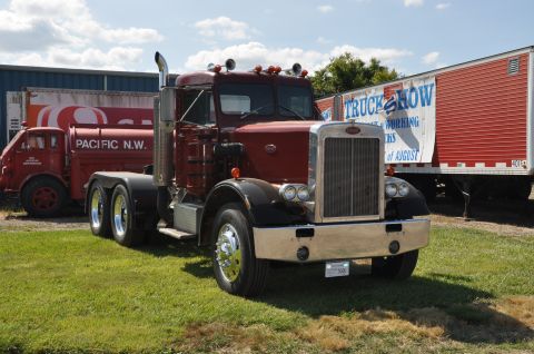 1959 Kenworth W900A “CC925”