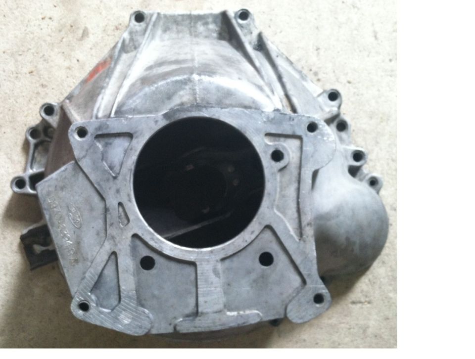 D9ZC-6394-BA

SROD bell housing and clutch fork - used for installing a toploader or a TKO into a Fox Mustang, or any other setup using a clutch cable.