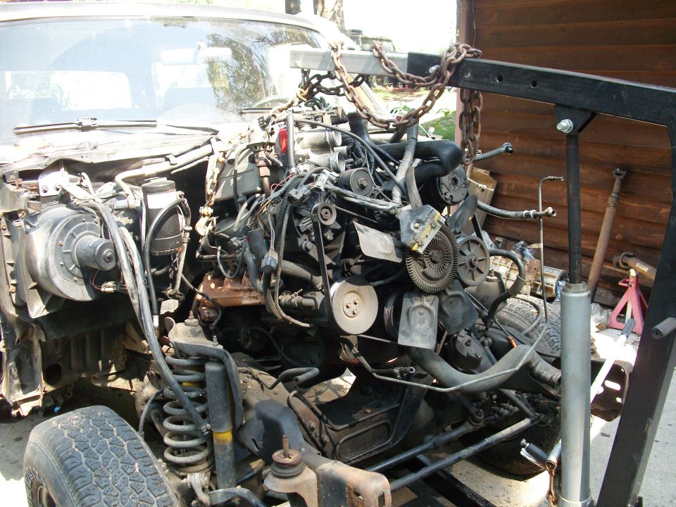 Everybody has to have at least 1 stubborn bolt or nut to get off, on an engine pull...