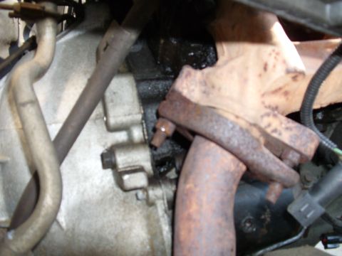 1988 Ford Bronco - That one was mine... Tried the 4 foot extension, just couldn't get it... So instead of playing around for hours, i just started pulling the…