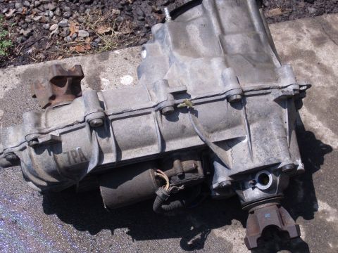 1988 Ford Bronco - Electric shift borg Warner 1356 Tcase... to bad it takes almost a act on congress to convert this to a manual... It is extremely tight and…