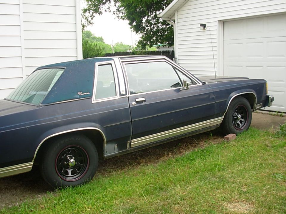 1985 Ford Crown Victoria LTD