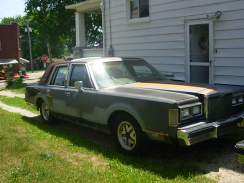 Lincoln Town Car