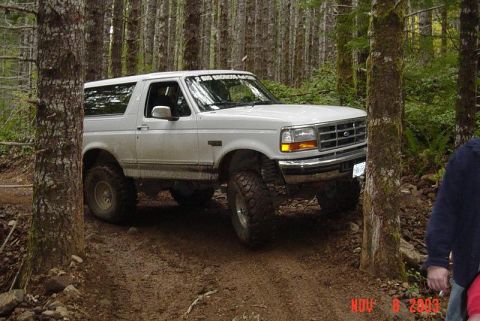 1989 Ford Bronco - Alvie coming up to the same spot