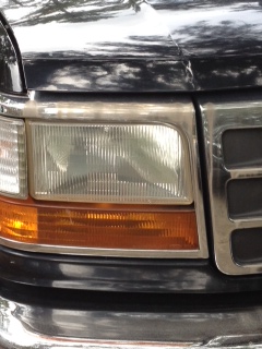 1996 Ford Bronco - Passenger HL after buffing