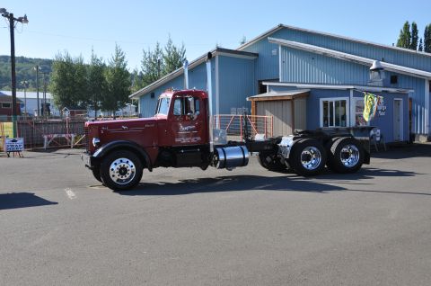 1959 Kenworth W900A “CC925”