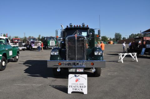 1959 Kenworth W900A “CC925”