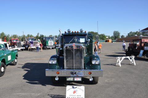 1959 Kenworth W900A “CC925”