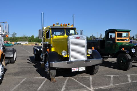 1959 Kenworth W900A “CC925”